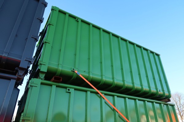 Container-4.jpg
