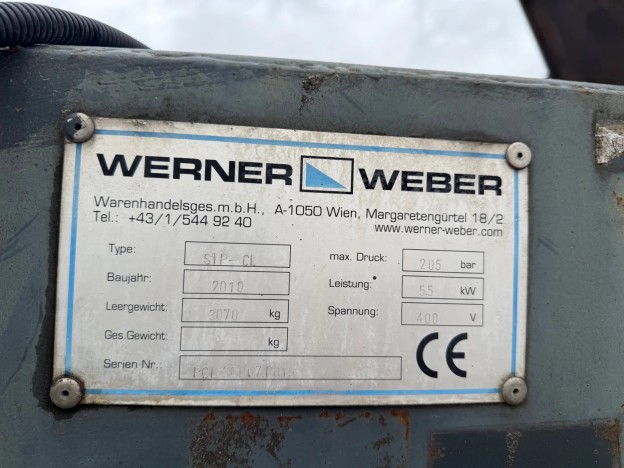 53376003-5-2.jpg